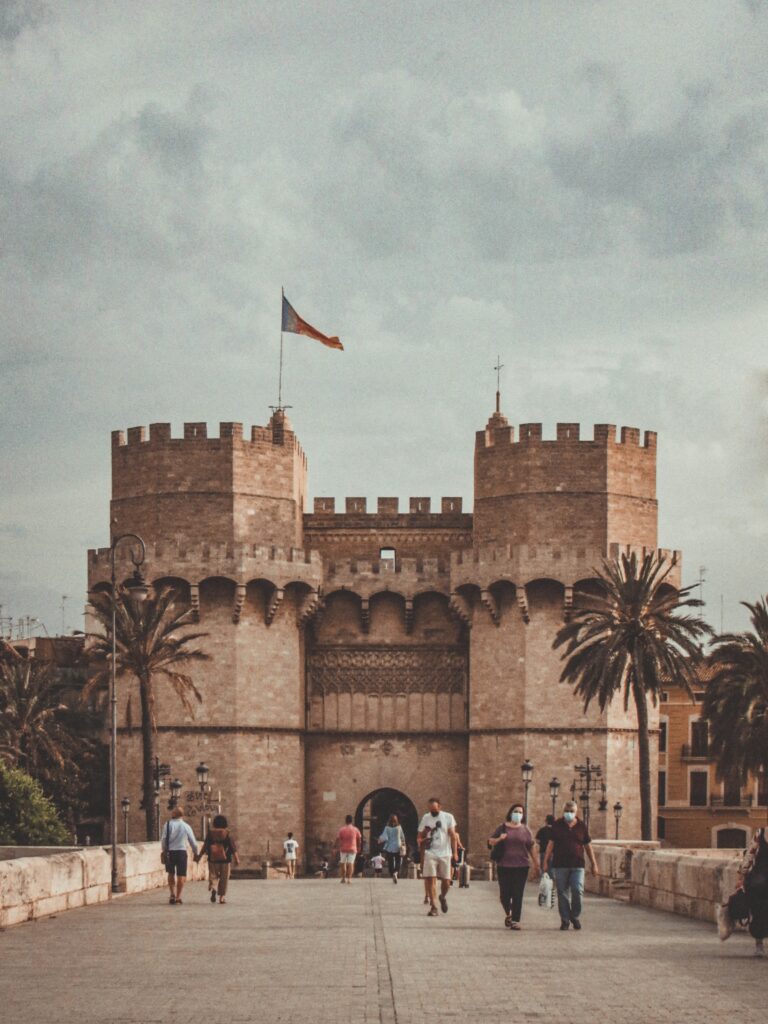 juan-puyo-SZvm8bhmDIM-unsplash - Journey Inspirations Valencia Torres de Serranos