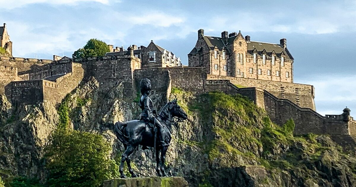Edinburgh Castle - Journey Inspirations Edinburgh Castle