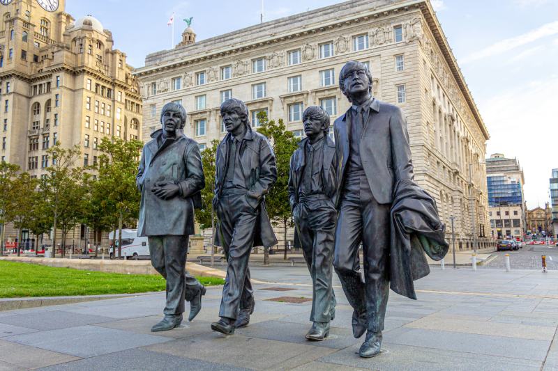 beatles statue in liverpool, gold beatles statue